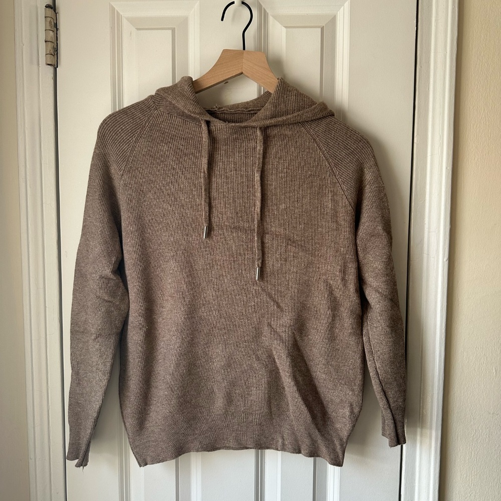 Brown Long-Sleeve Knitted Hoodie